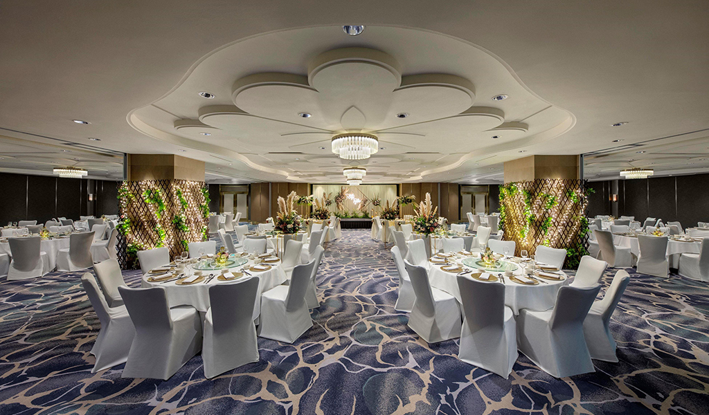 Rustic Romance Wedding at Atrium Ballroom