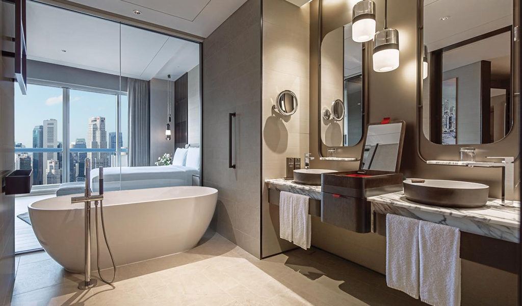 Stamford Crest Suite at Swissotel The Stamford